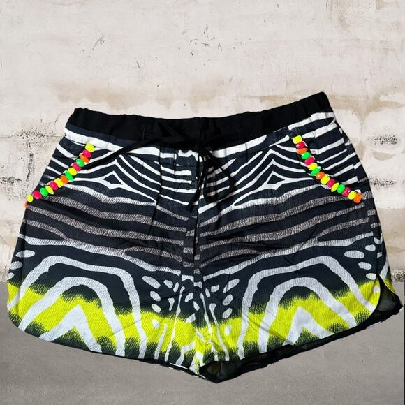 Line & Dot NWT Women's Neo Zebra Print Beaded Shorts - Size Medium - Picture 2 of 7